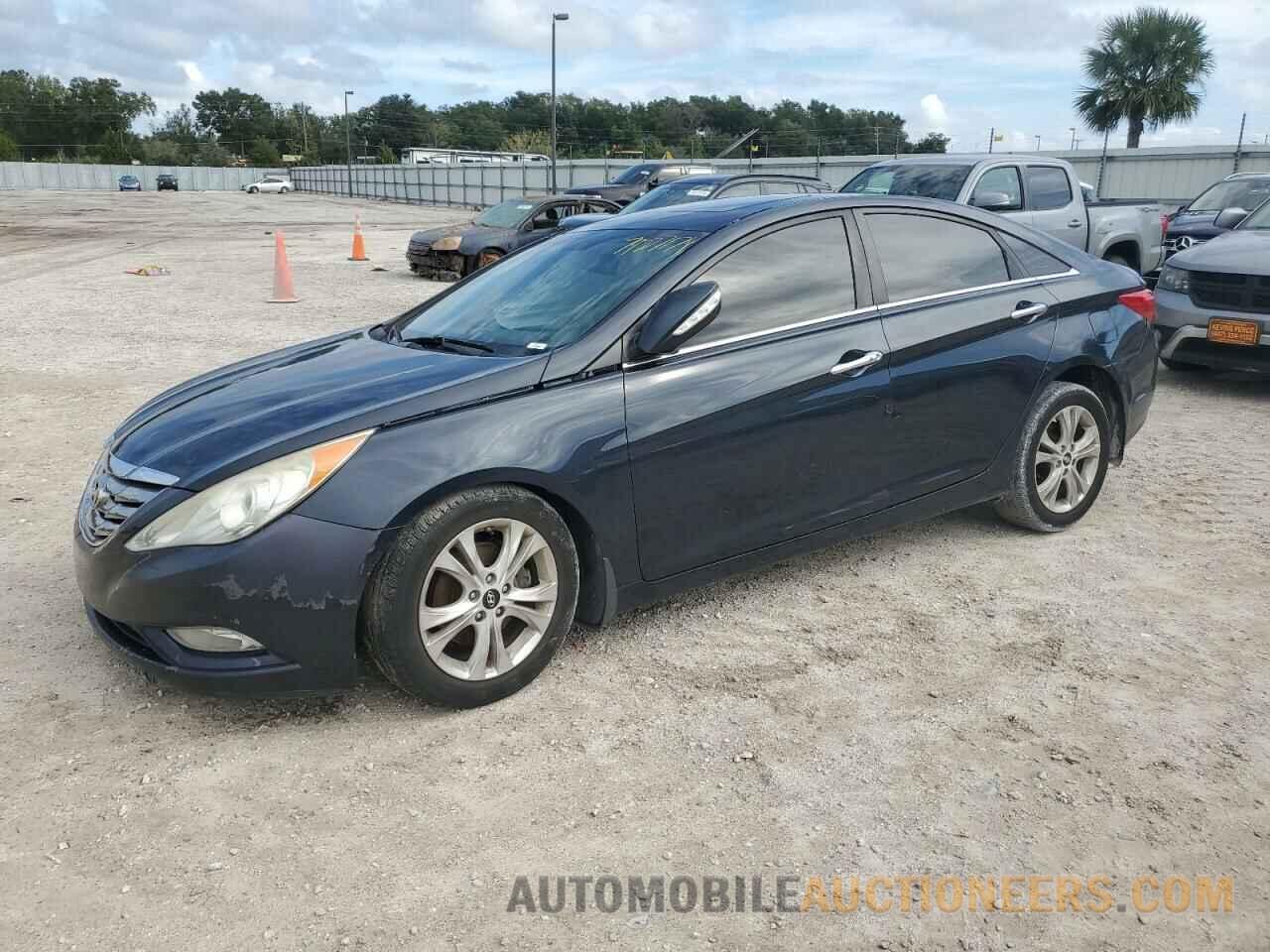 5NPEC4AC2DH617440 HYUNDAI SONATA 2013