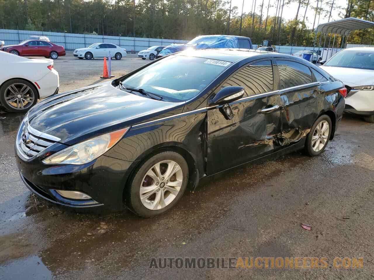 5NPEC4AC3BH132222 HYUNDAI SONATA 2011