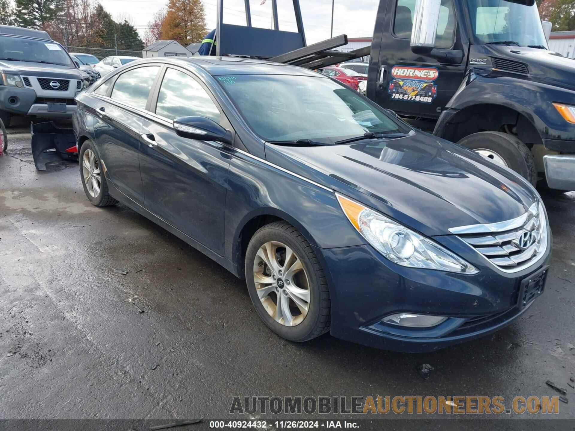 5NPEC4AC4BH010324 HYUNDAI SONATA 2011