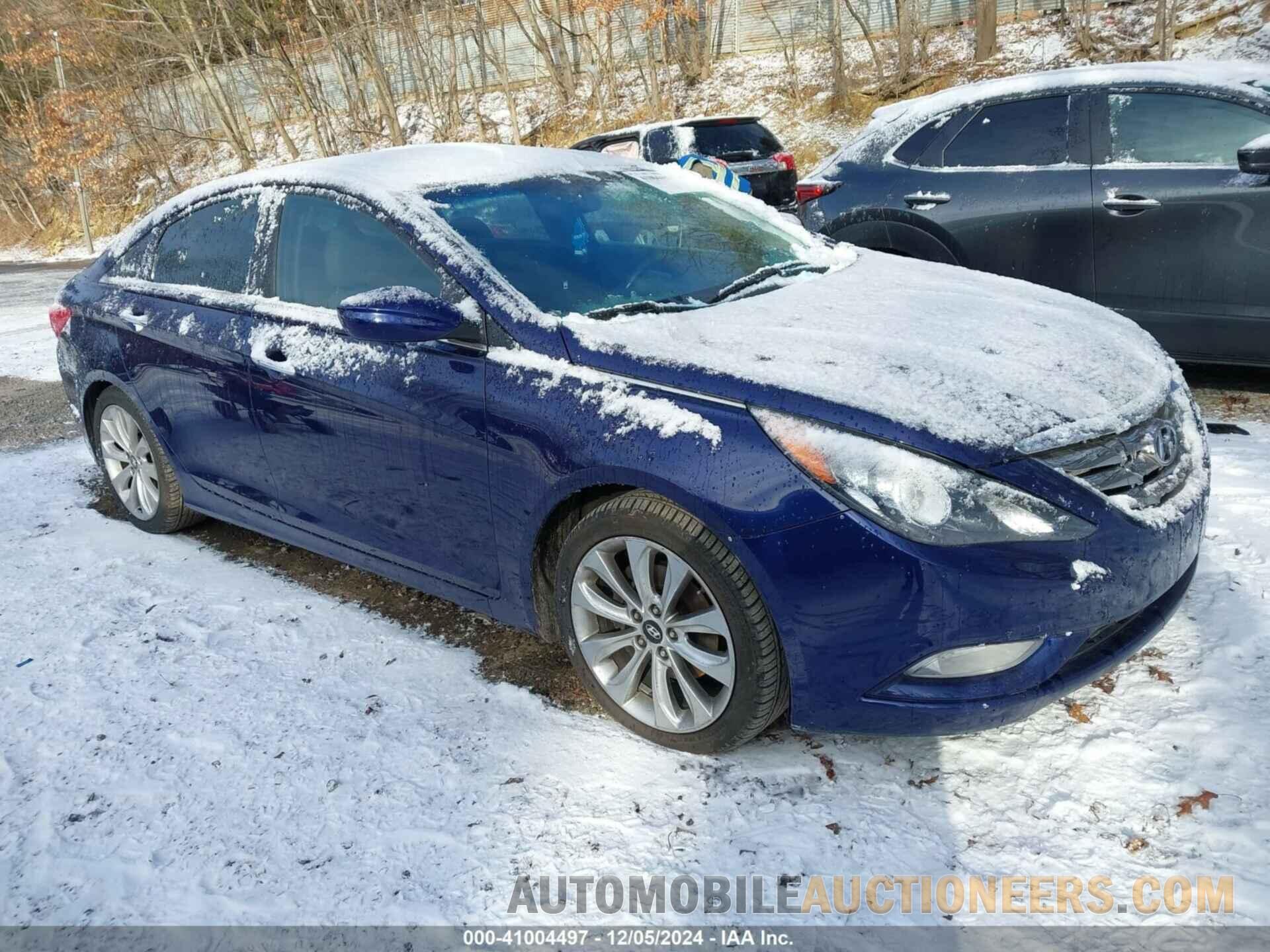 5NPEC4AC4BH033280 HYUNDAI SONATA 2011