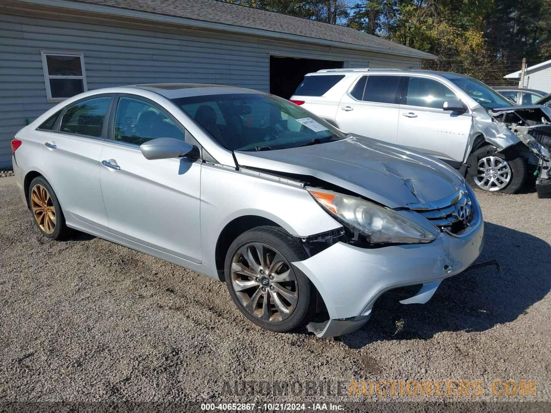 5NPEC4AC4BH034753 HYUNDAI SONATA 2011