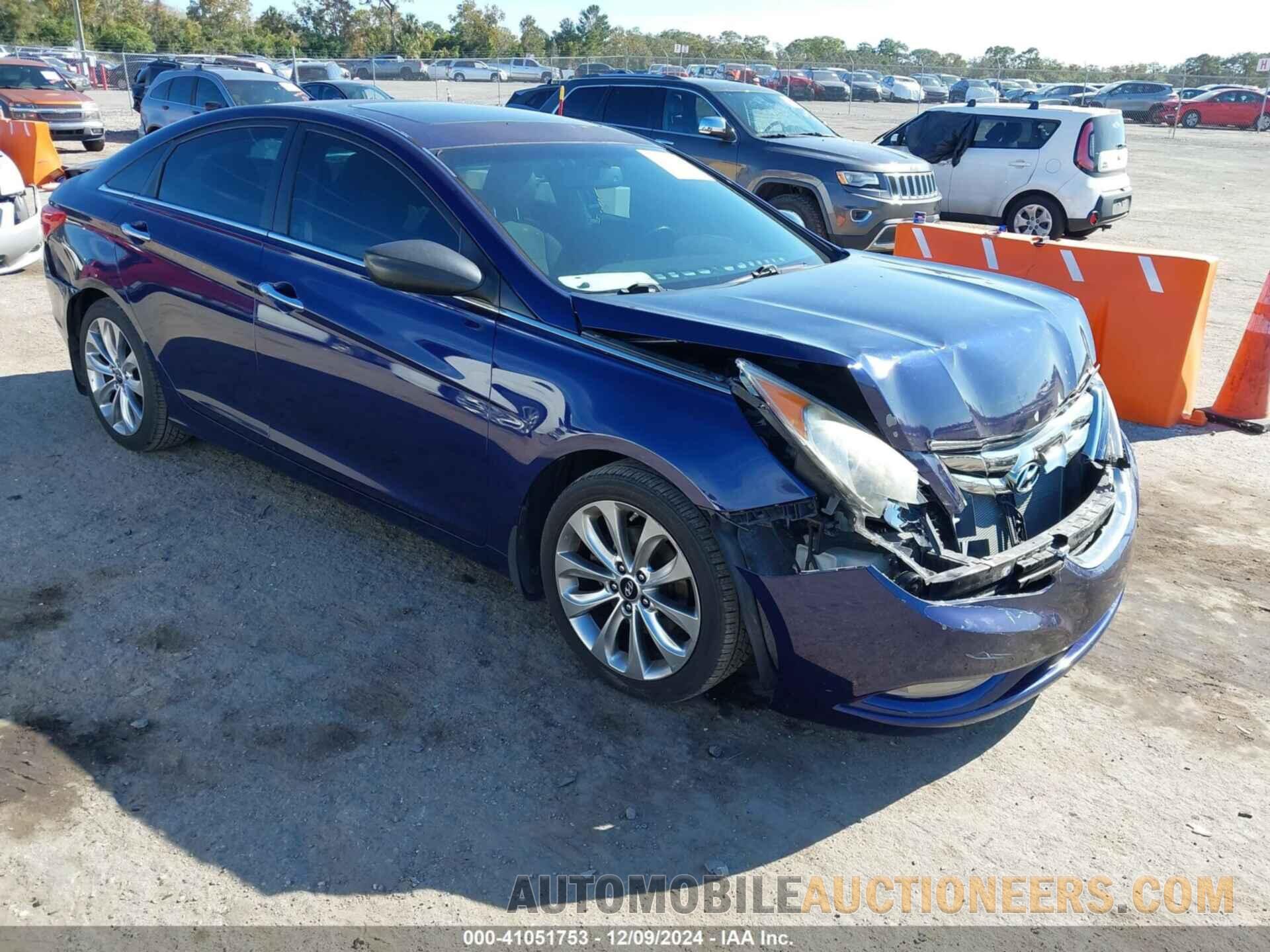 5NPEC4AC4CH404469 HYUNDAI SONATA 2012