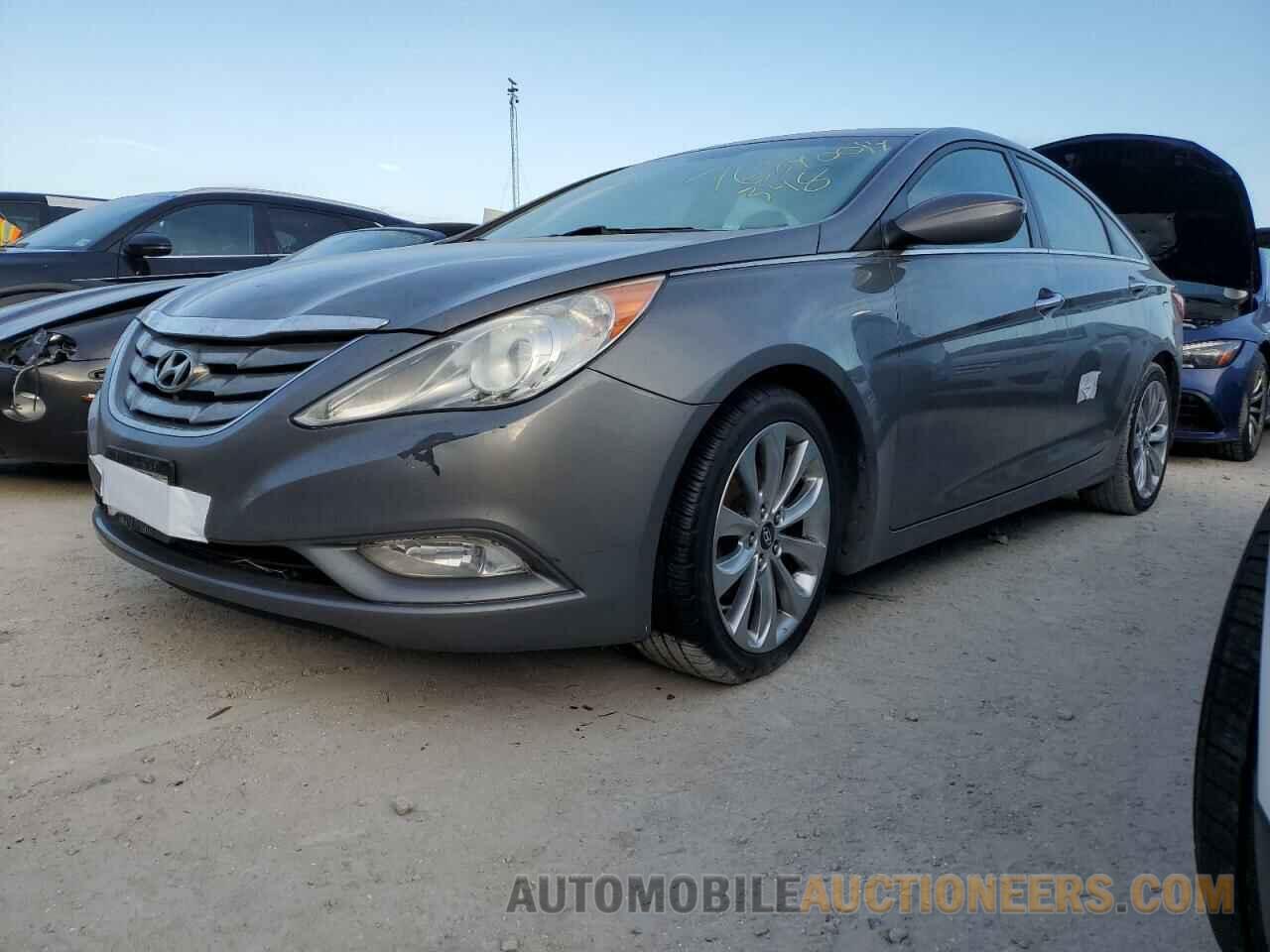 5NPEC4AC5BH061895 HYUNDAI SONATA 2011