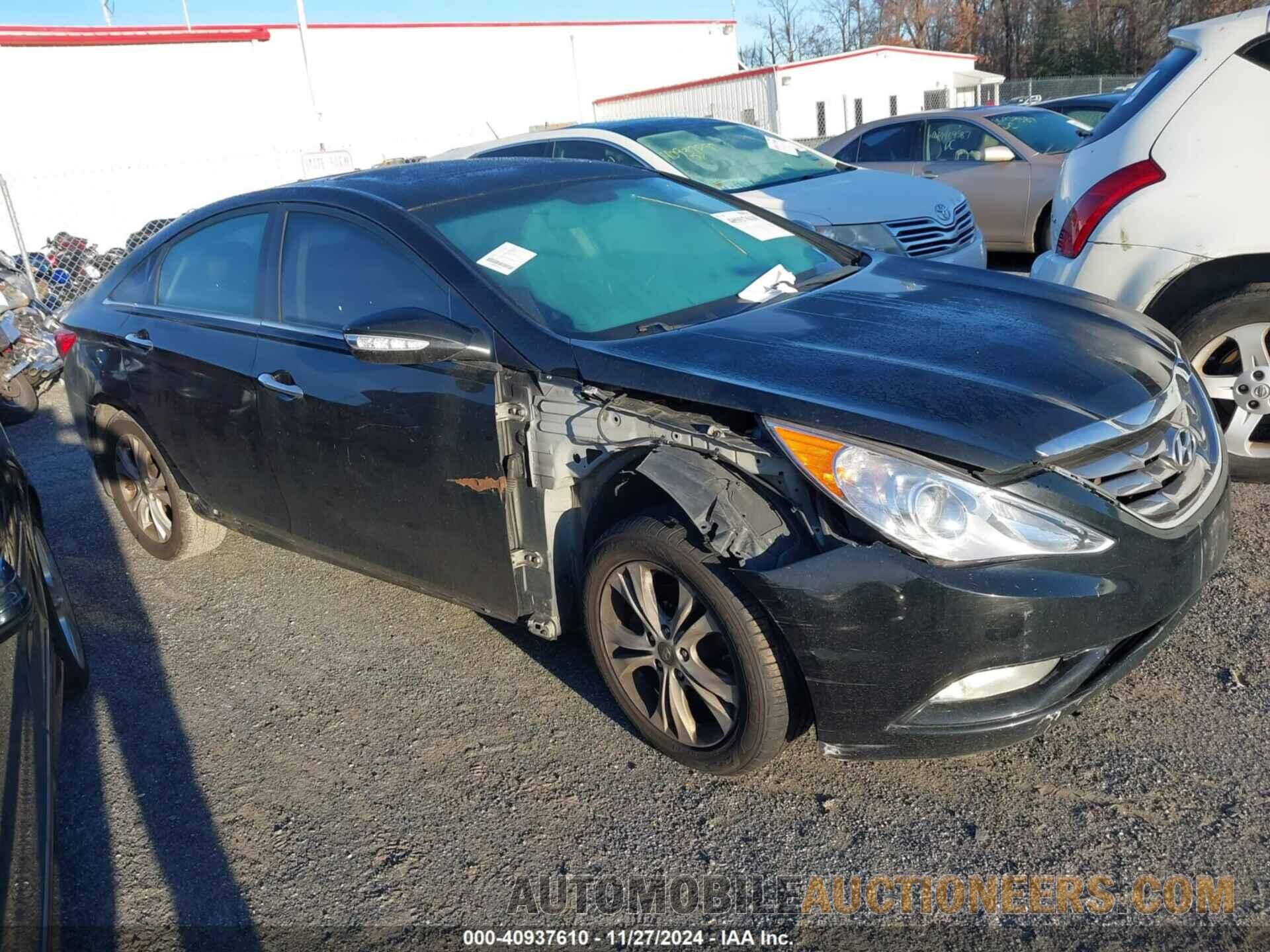 5NPEC4AC5BH174908 HYUNDAI SONATA 2011