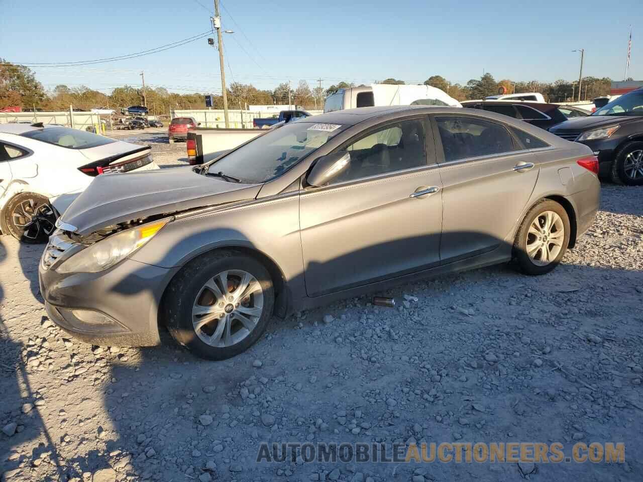 5NPEC4AC5DH695887 HYUNDAI SONATA 2013