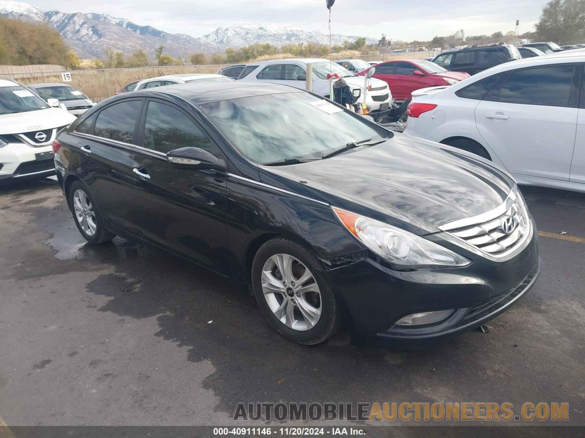 5NPEC4AC6BH001740 HYUNDAI SONATA 2011