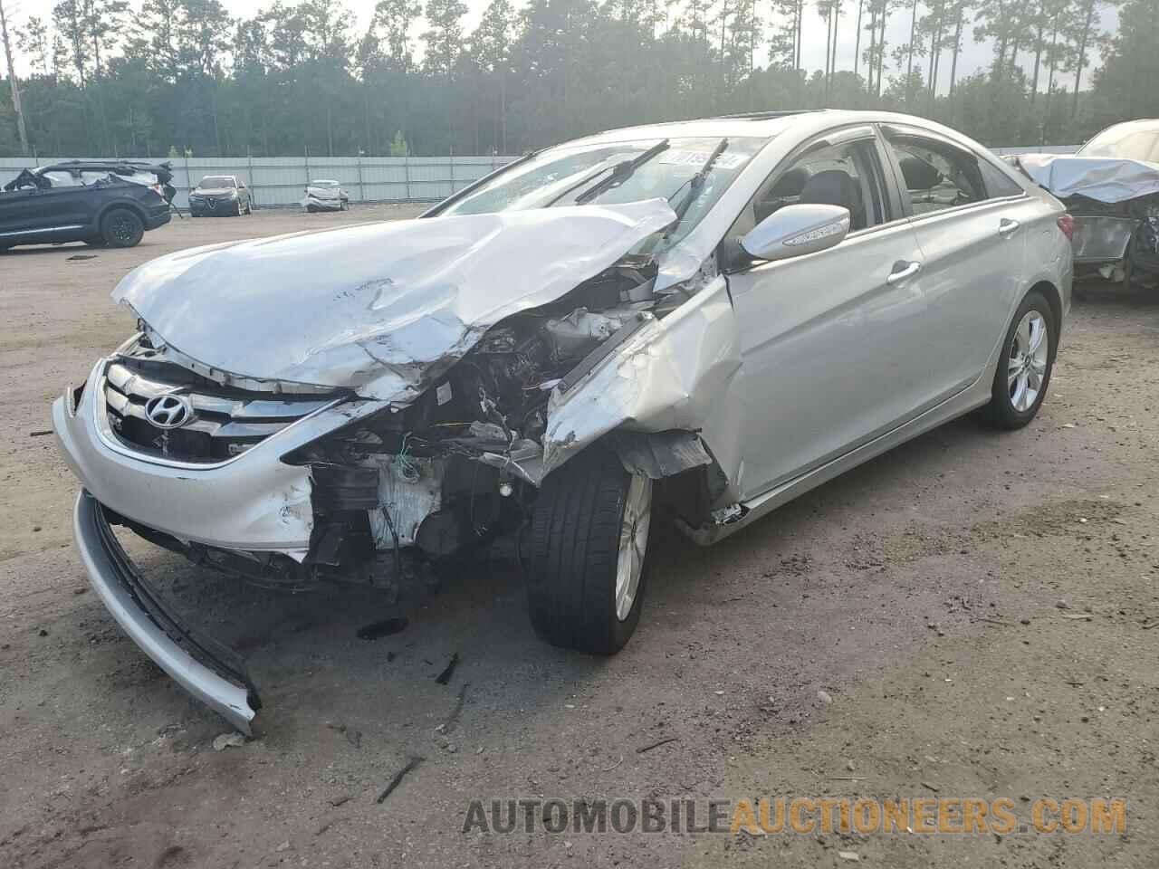 5NPEC4AC6BH007117 HYUNDAI SONATA 2011