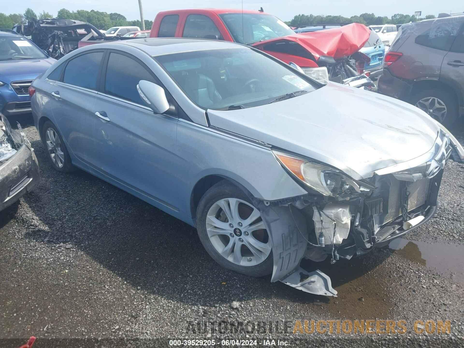 5NPEC4AC6BH019333 HYUNDAI SONATA 2011