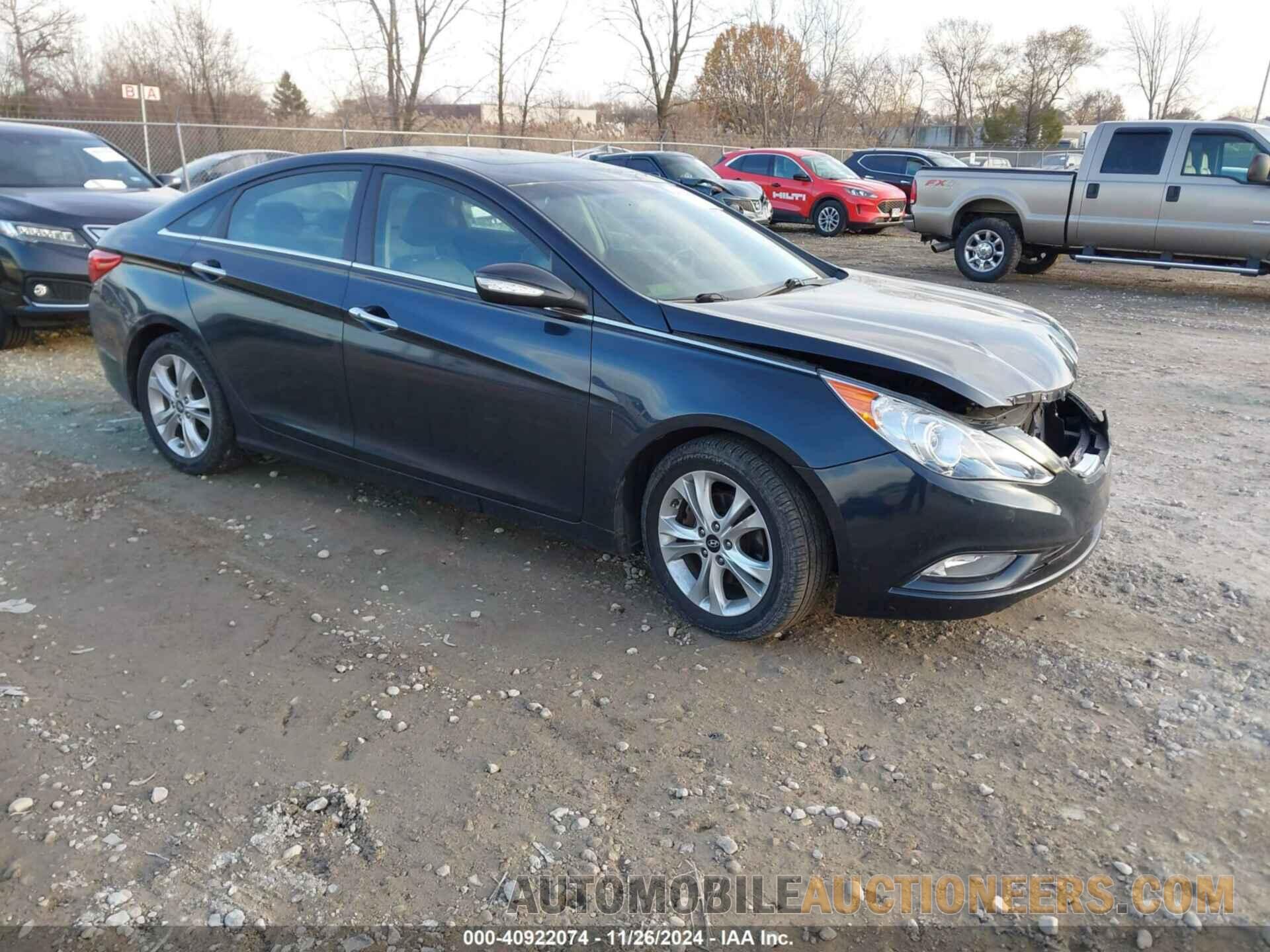 5NPEC4AC6BH038268 HYUNDAI SONATA 2011