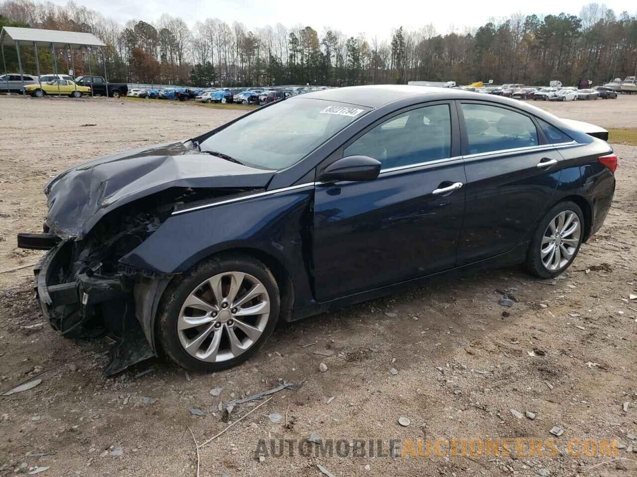 5NPEC4AC7BH160881 HYUNDAI SONATA 2011