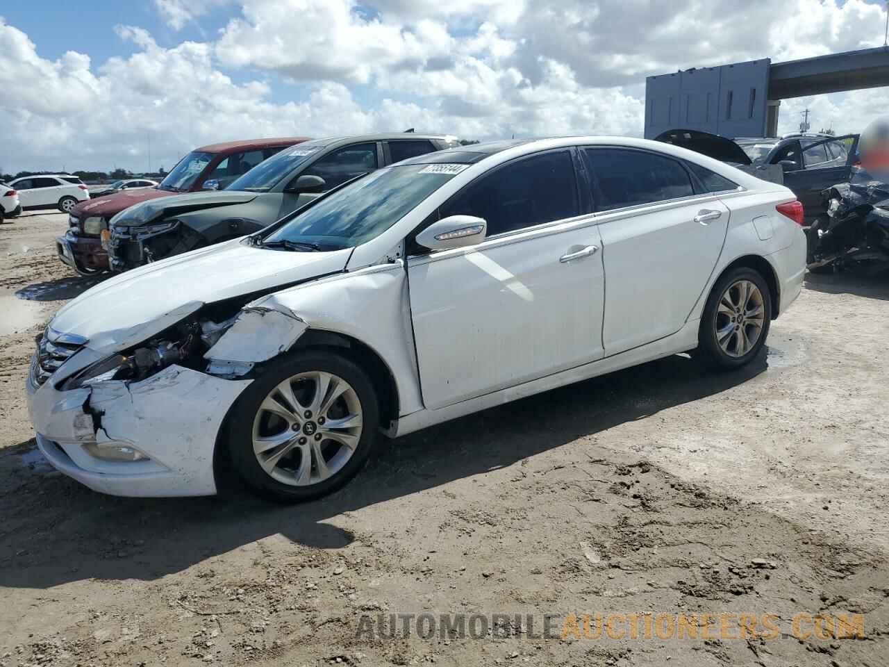 5NPEC4AC7CH498380 HYUNDAI SONATA 2012