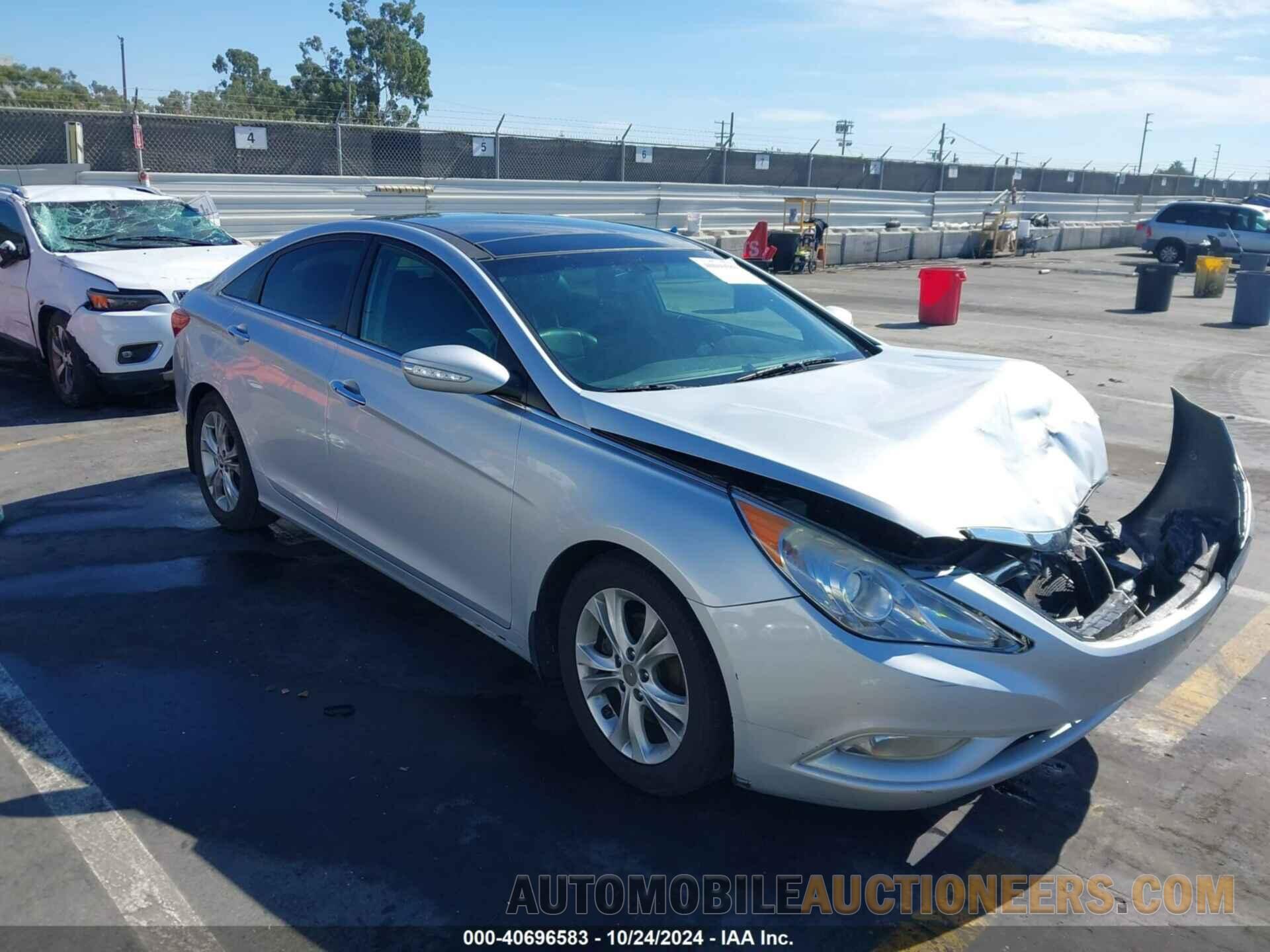 5NPEC4AC7DH586928 HYUNDAI SONATA 2013