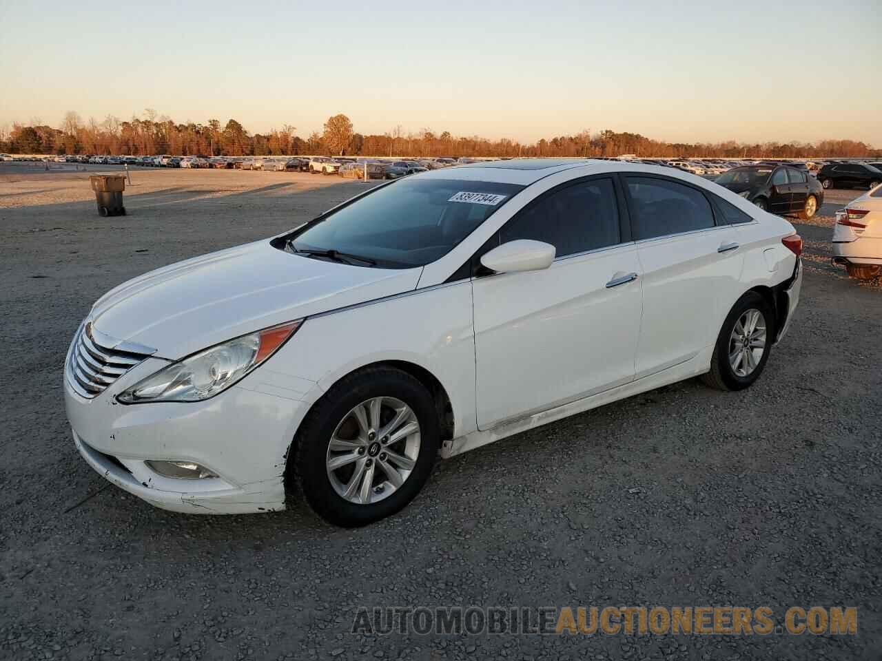 5NPEC4AC8BH049322 HYUNDAI SONATA 2011