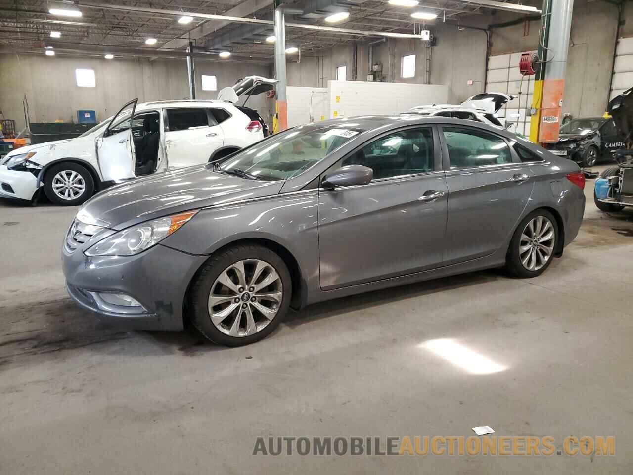 5NPEC4AC8BH167953 HYUNDAI SONATA 2011