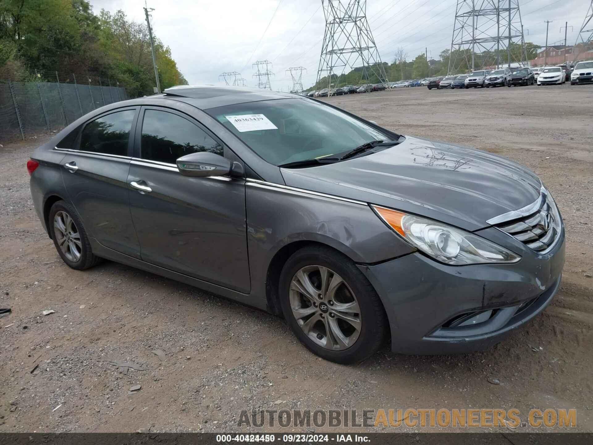 5NPEC4AC8BH274775 HYUNDAI SONATA 2011