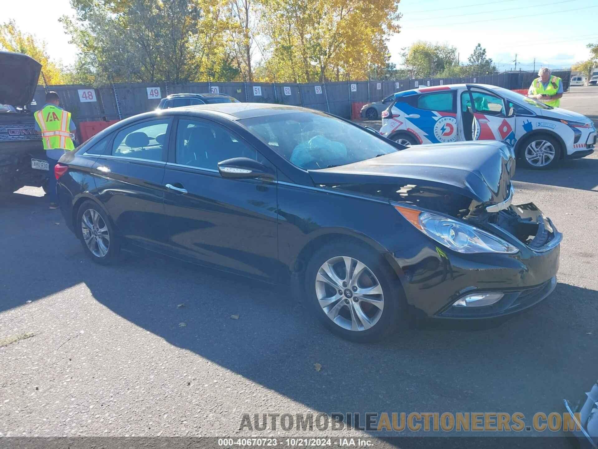 5NPEC4AC8CH469566 HYUNDAI SONATA 2012