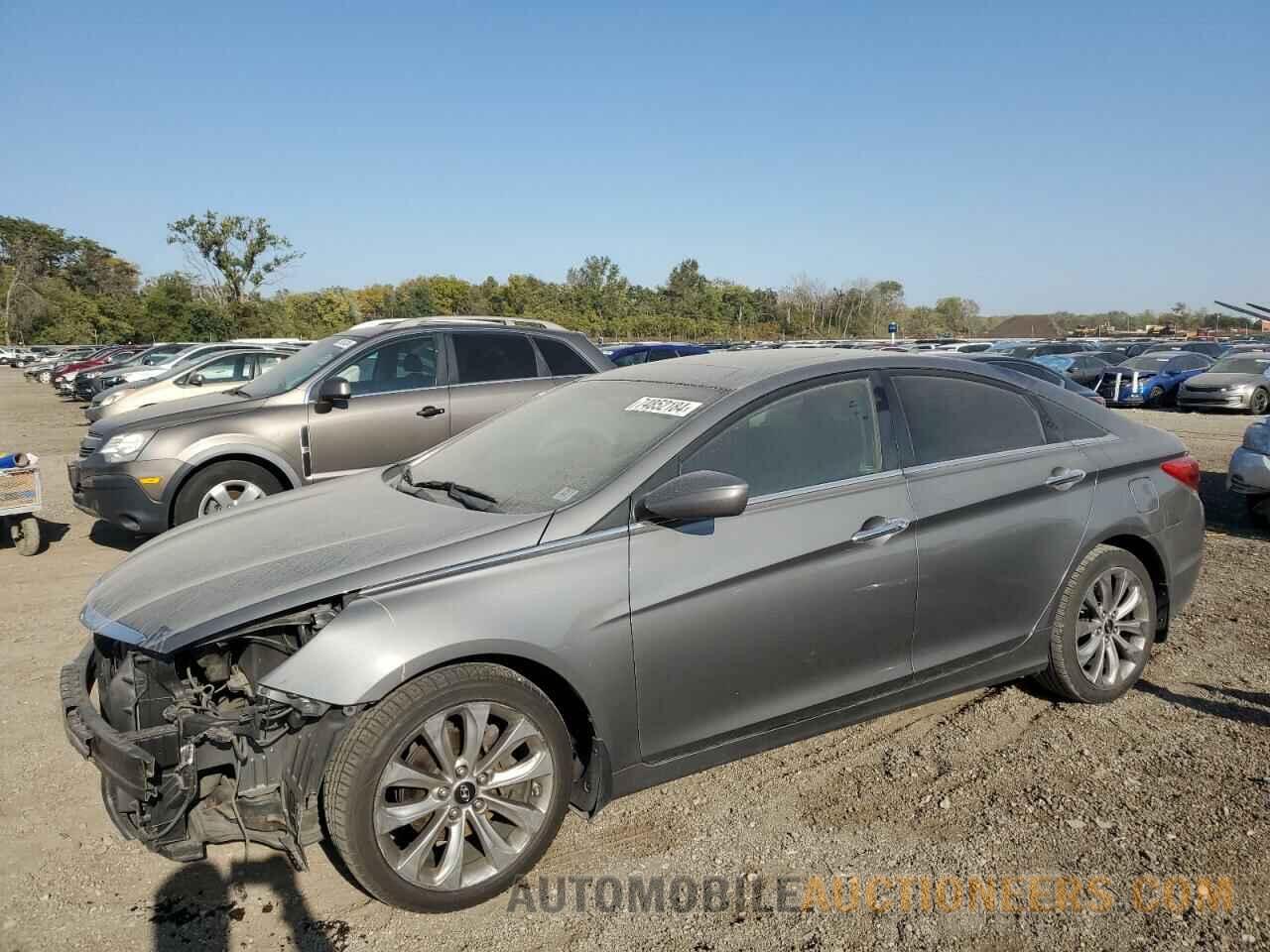 5NPEC4AC9BH115764 HYUNDAI SONATA 2011