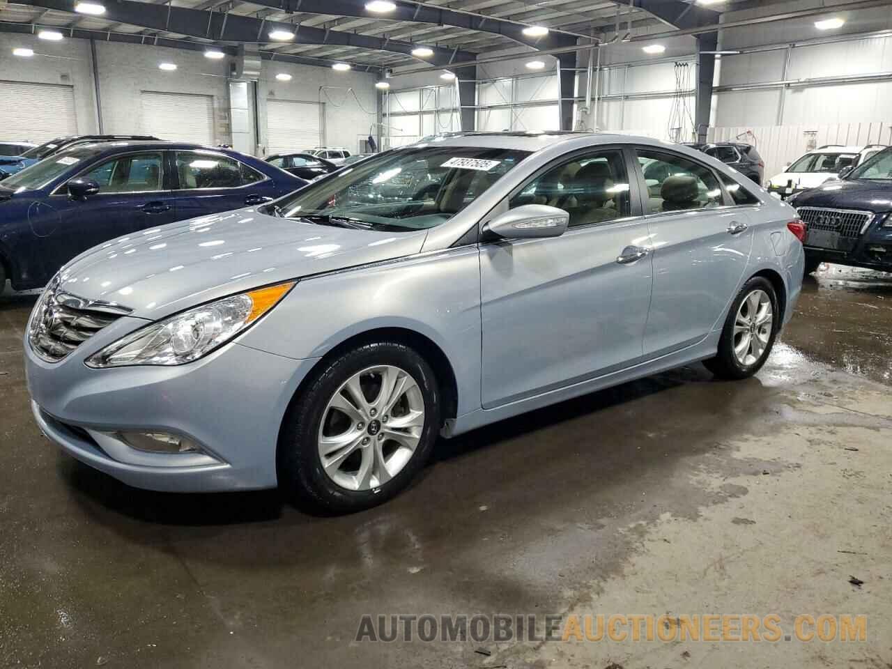 5NPEC4AC9BH139465 HYUNDAI SONATA 2011