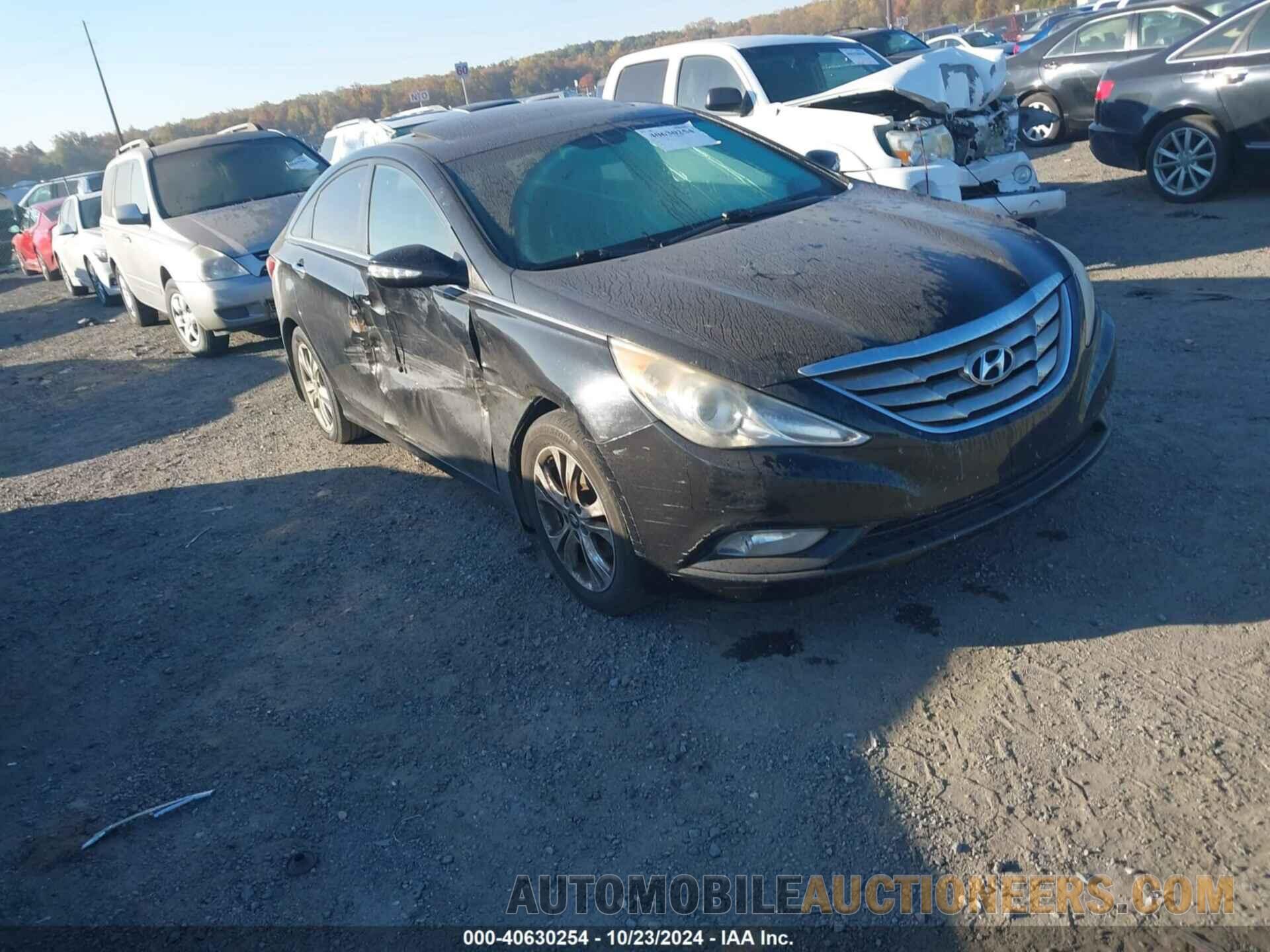 5NPEC4AC9BH283209 HYUNDAI SONATA 2011