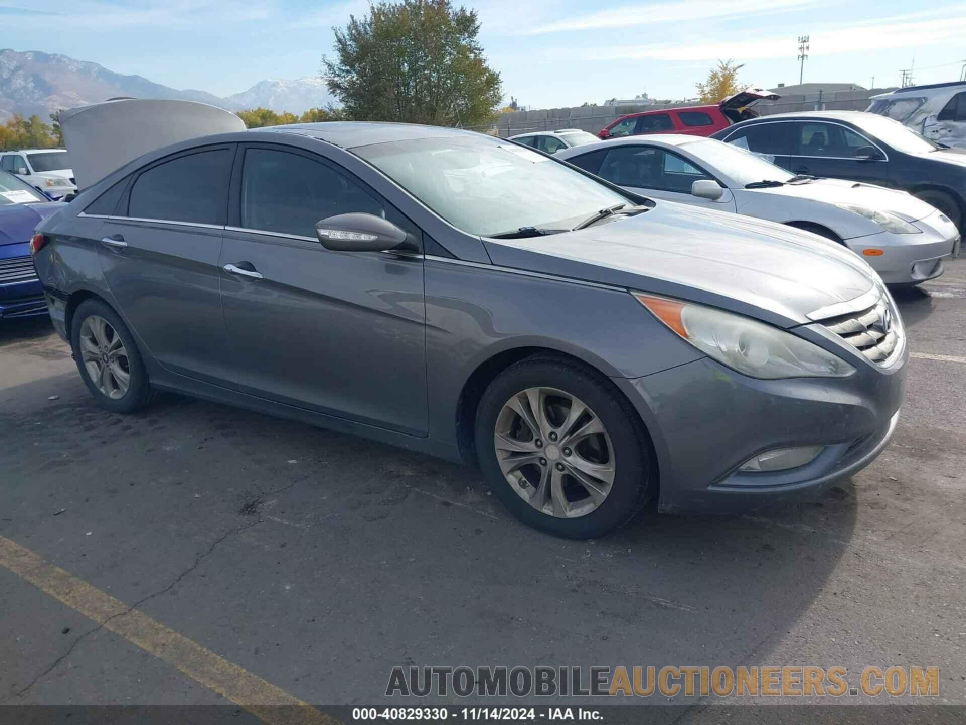 5NPEC4AC9BH289530 HYUNDAI SONATA 2011