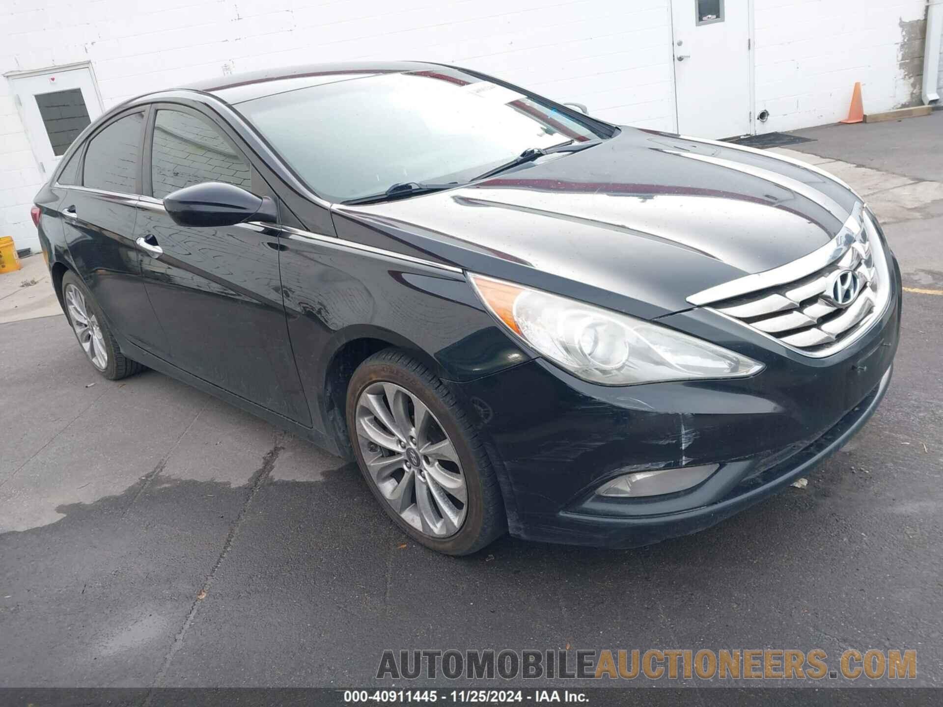 5NPEC4ACXBH253832 HYUNDAI SONATA 2011