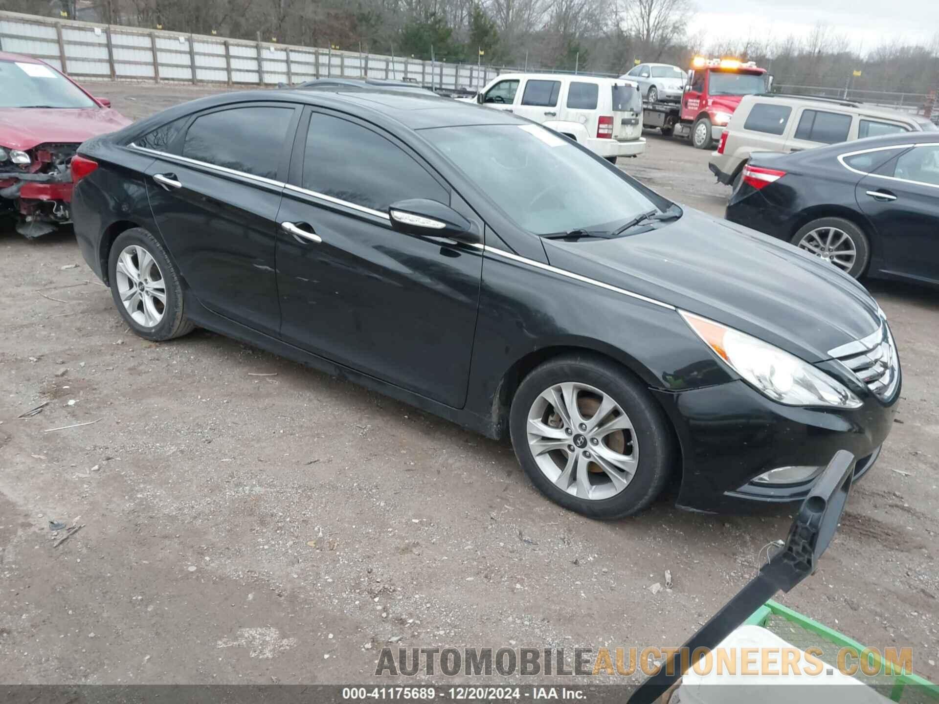 5NPEC4ACXBH286068 HYUNDAI SONATA 2011