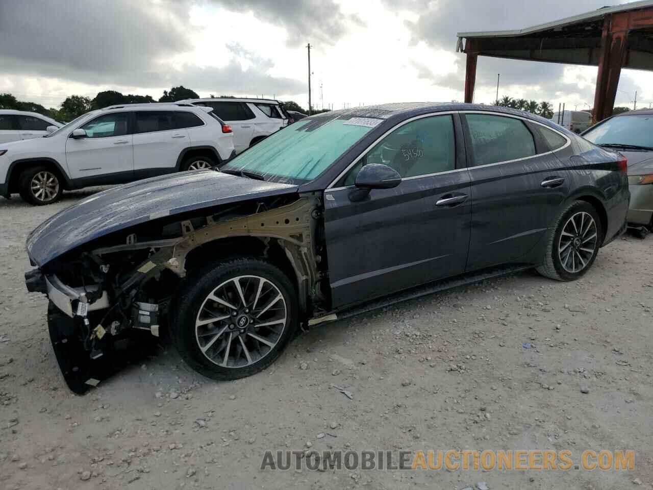 5NPEH4J22LH010025 HYUNDAI SONATA 2020