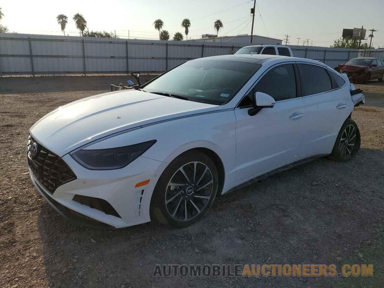 5NPEH4J23MH071711 HYUNDAI SONATA 2021