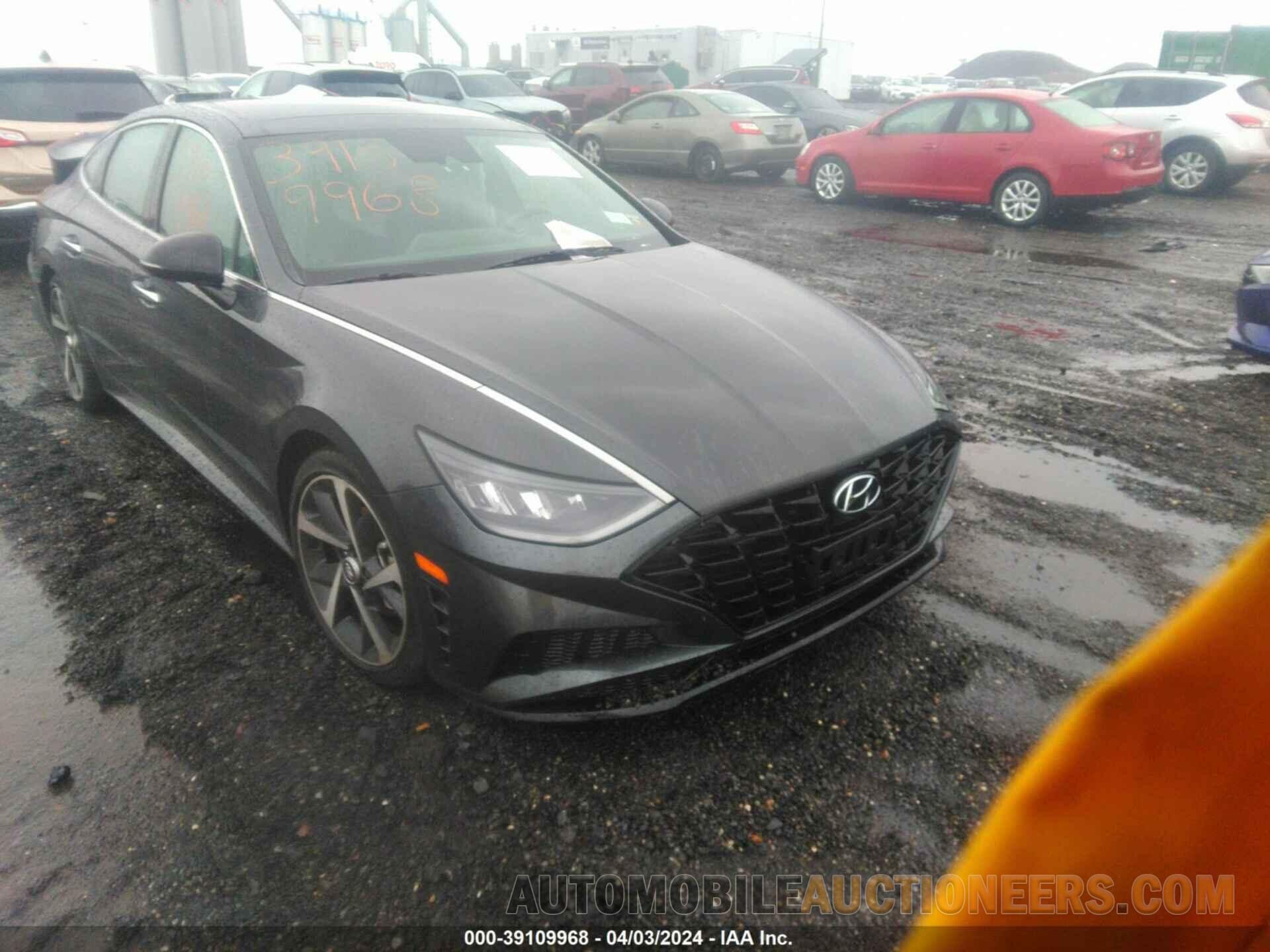 5NPEJ4J21NH136979 HYUNDAI SONATA 2022