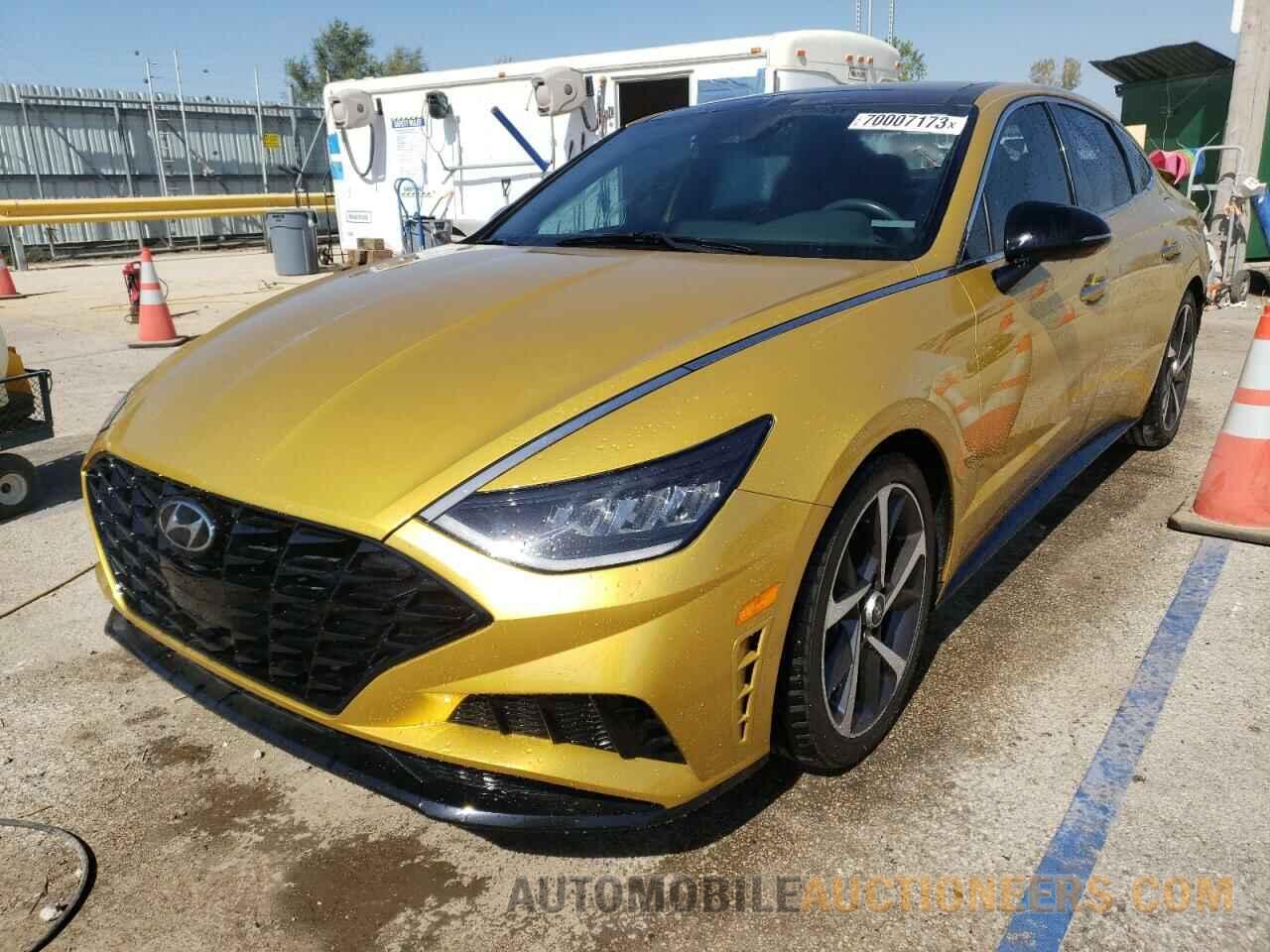 5NPEJ4J23MH075780 HYUNDAI SONATA 2021