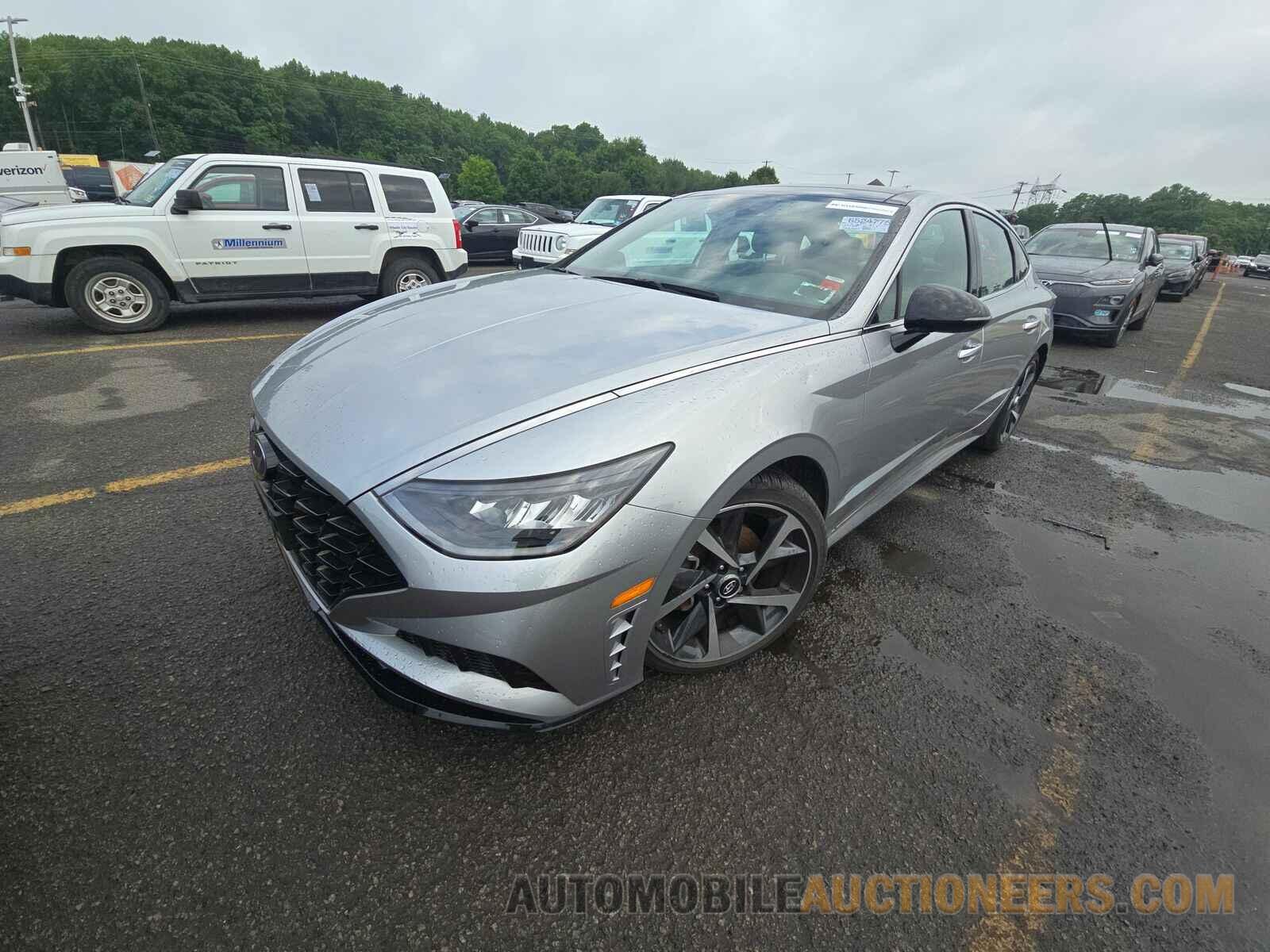 5NPEJ4J24MH099781 Hyundai Sonata 2021