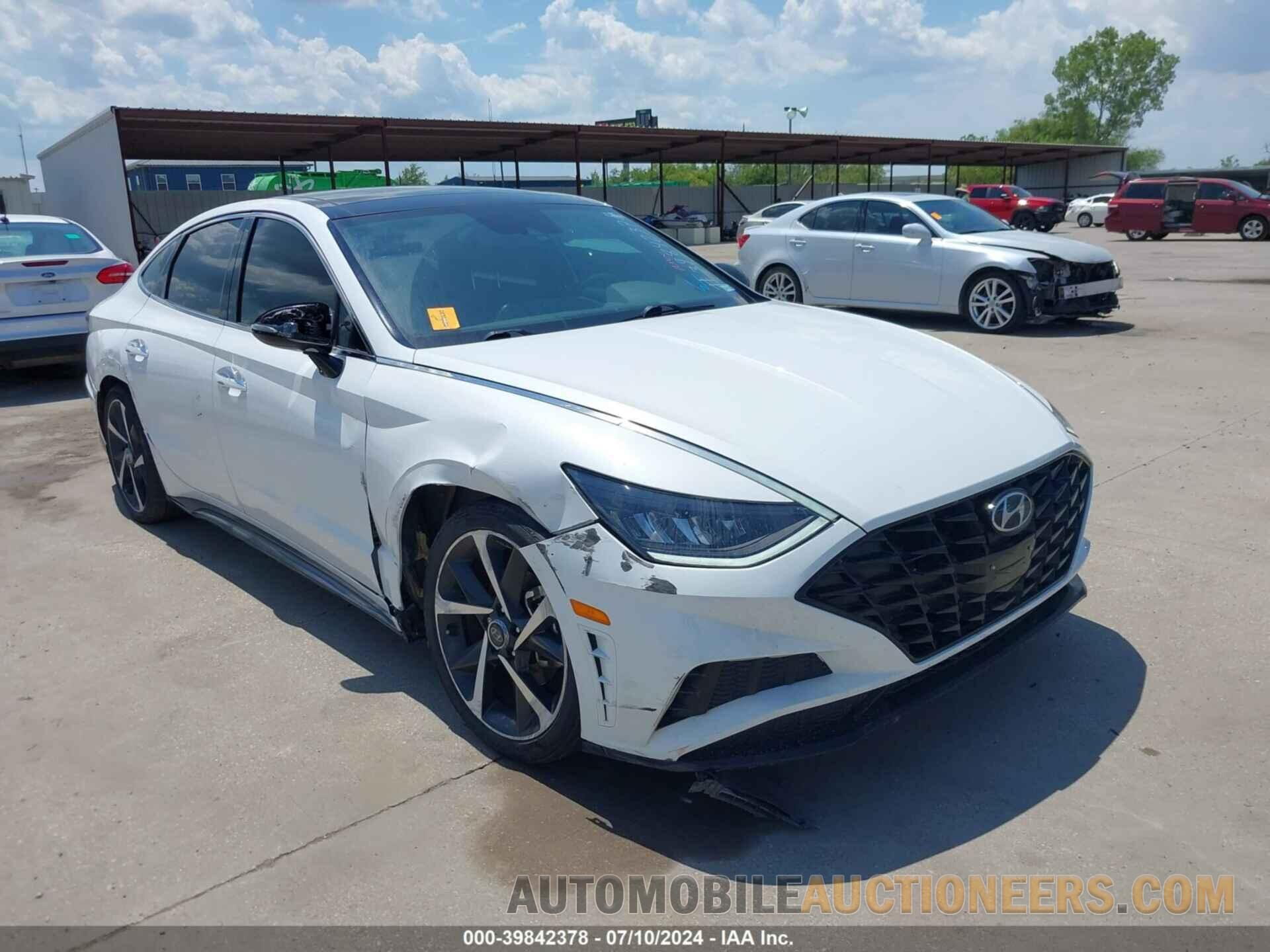 5NPEJ4J27MH129629 HYUNDAI SONATA 2021