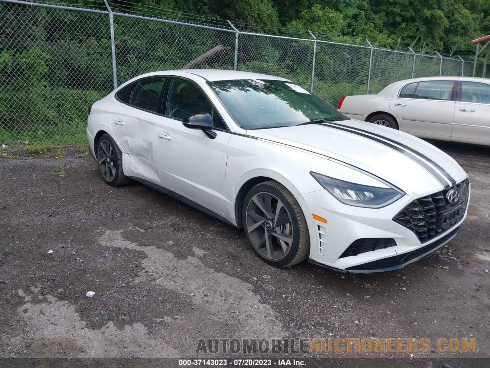 5NPEJ4J29MH112220 HYUNDAI SONATA 2021