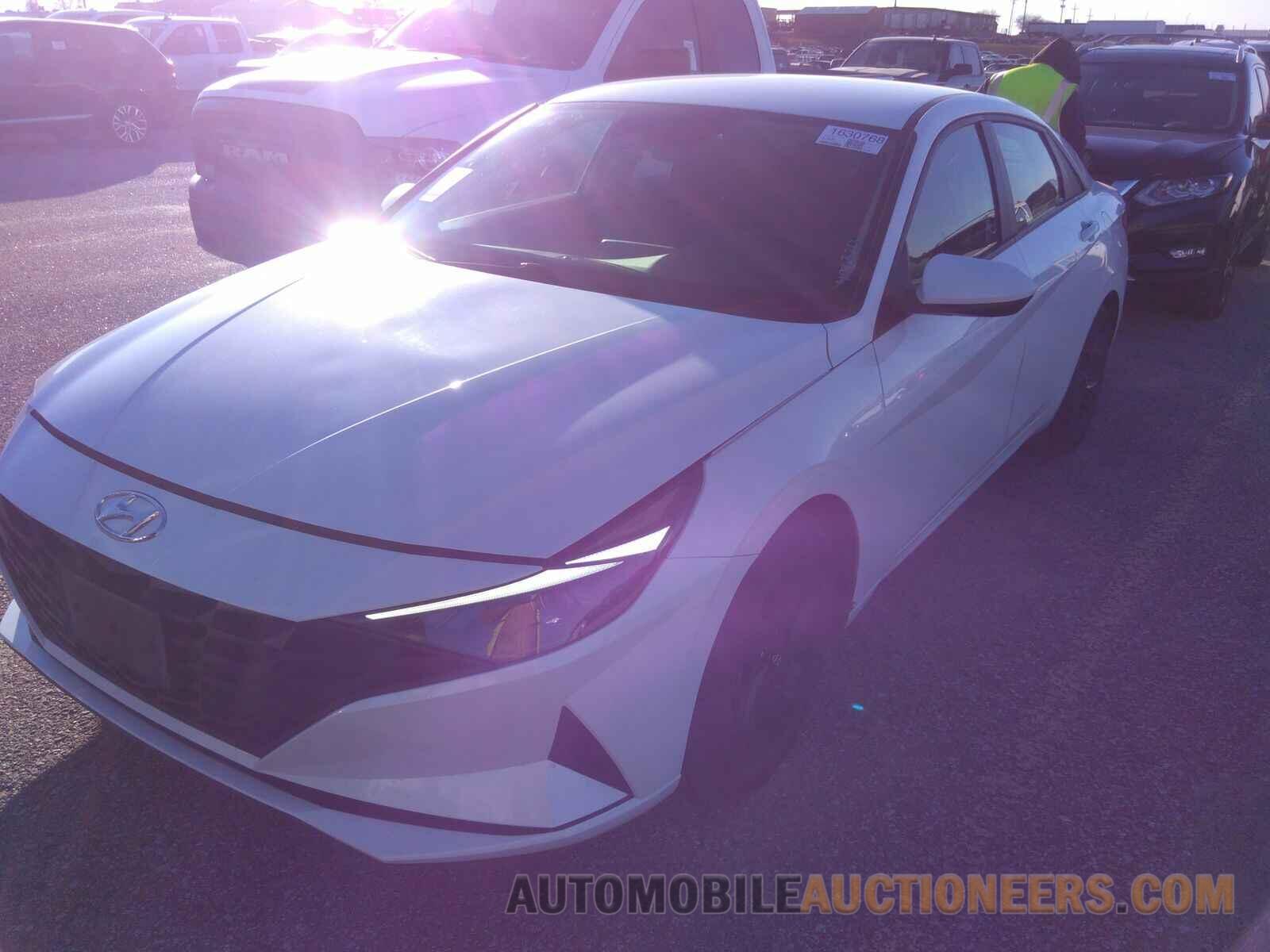 5NPLM4AG0MH017586 Hyundai Elantra 2021