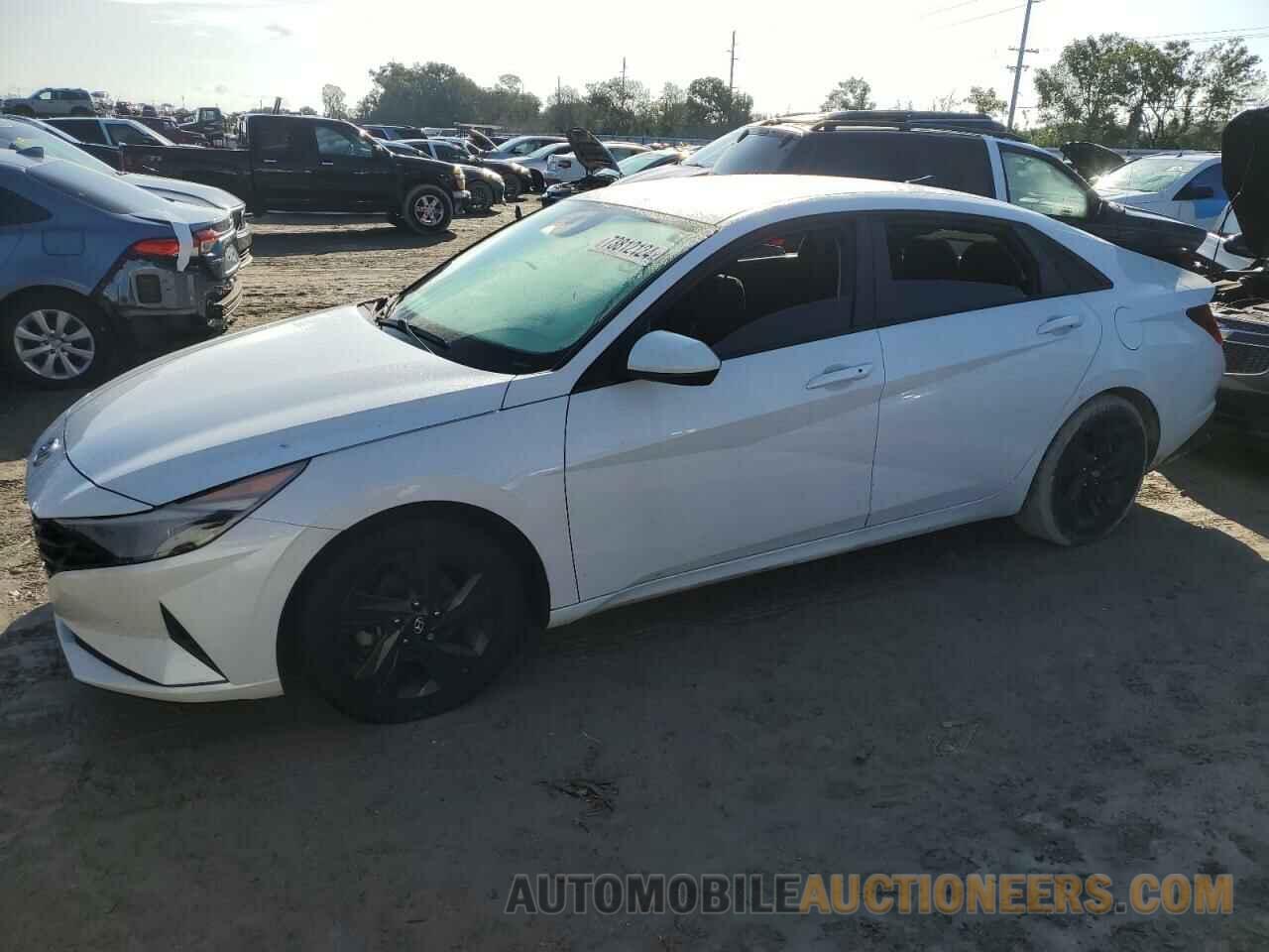 5NPLM4AG2NH063678 HYUNDAI ELANTRA 2022