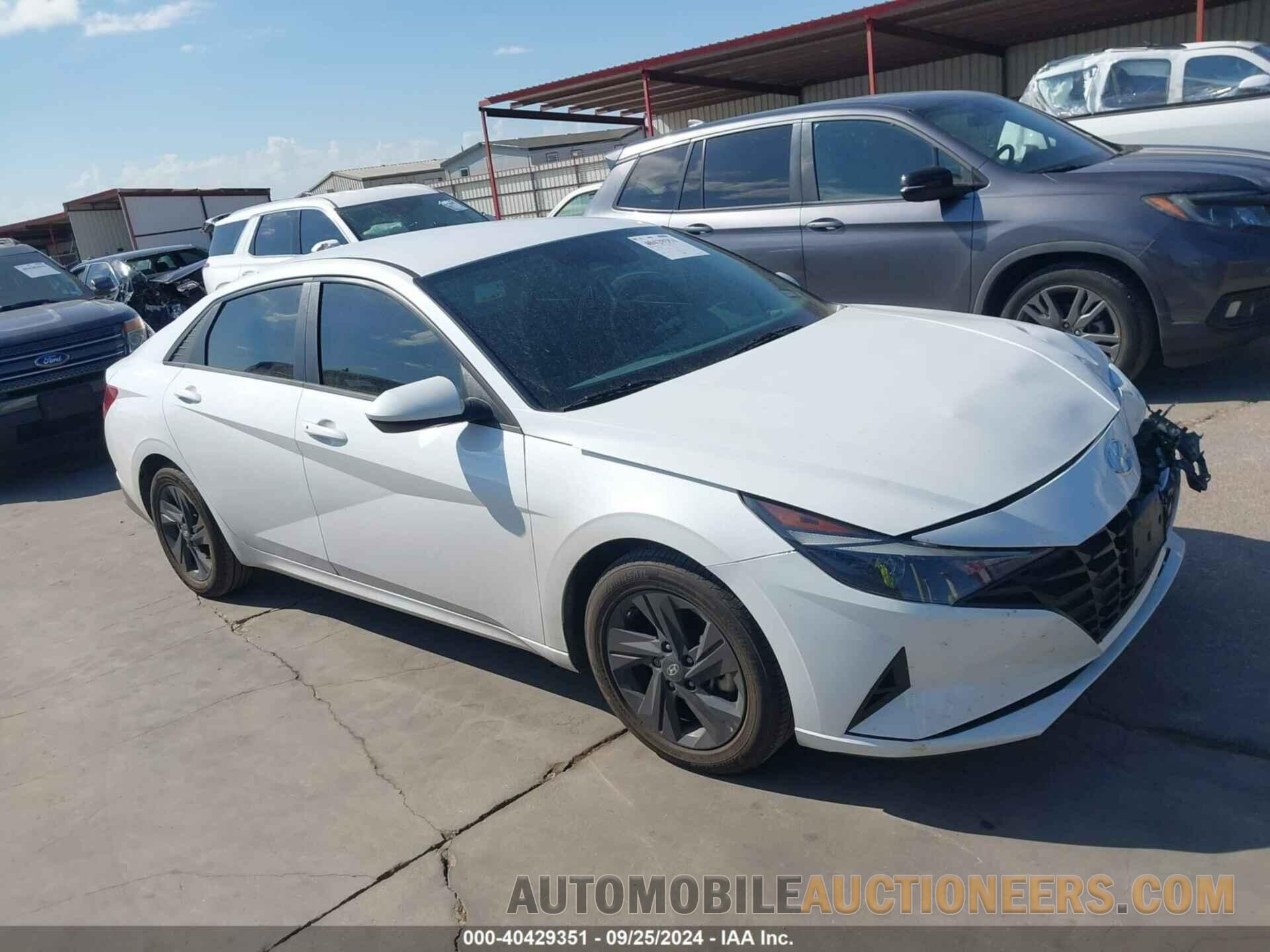 5NPLM4AG2NH065723 HYUNDAI ELANTRA 2022