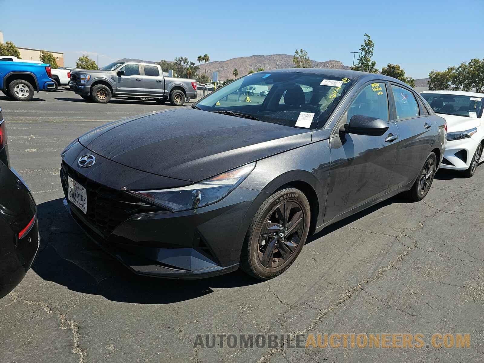 5NPLM4AG5MH049028 Hyundai Elantra 2021