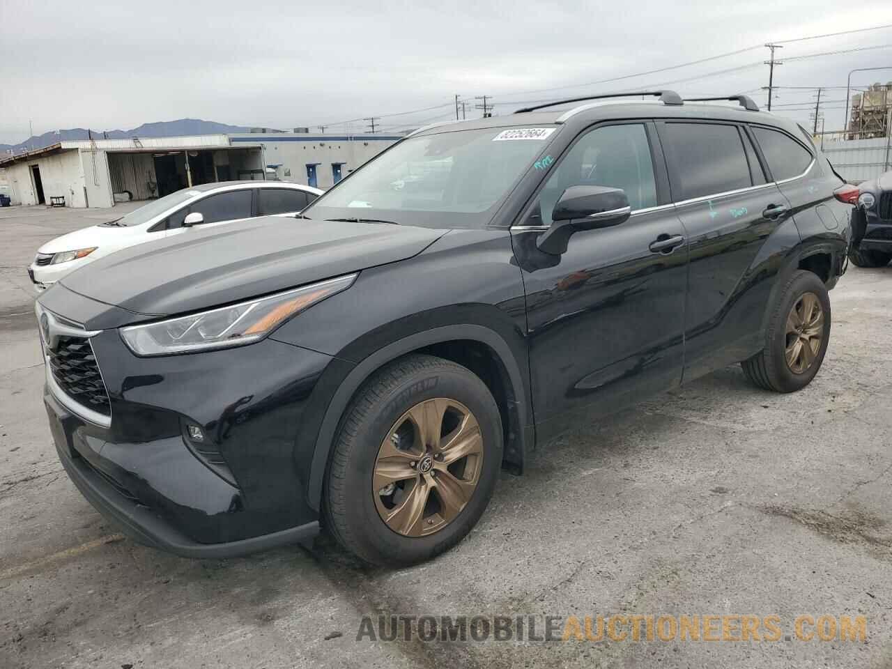 5TDAARAH1PS526378 TOYOTA HIGHLANDER 2023