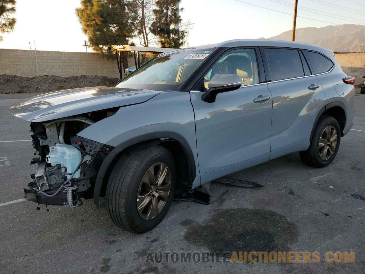 5TDAARAH8NS516749 TOYOTA HIGHLANDER 2022