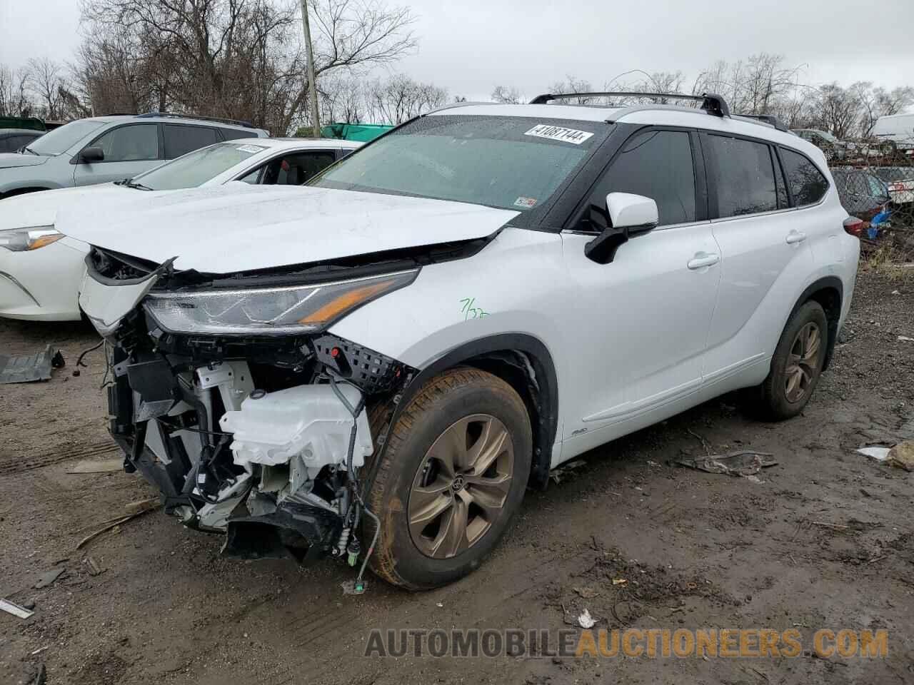 5TDABRCH9PS585883 TOYOTA HIGHLANDER 2023