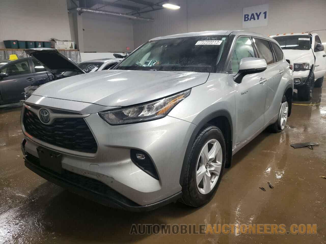 5TDBBRCH7LS513143 TOYOTA HIGHLANDER 2020