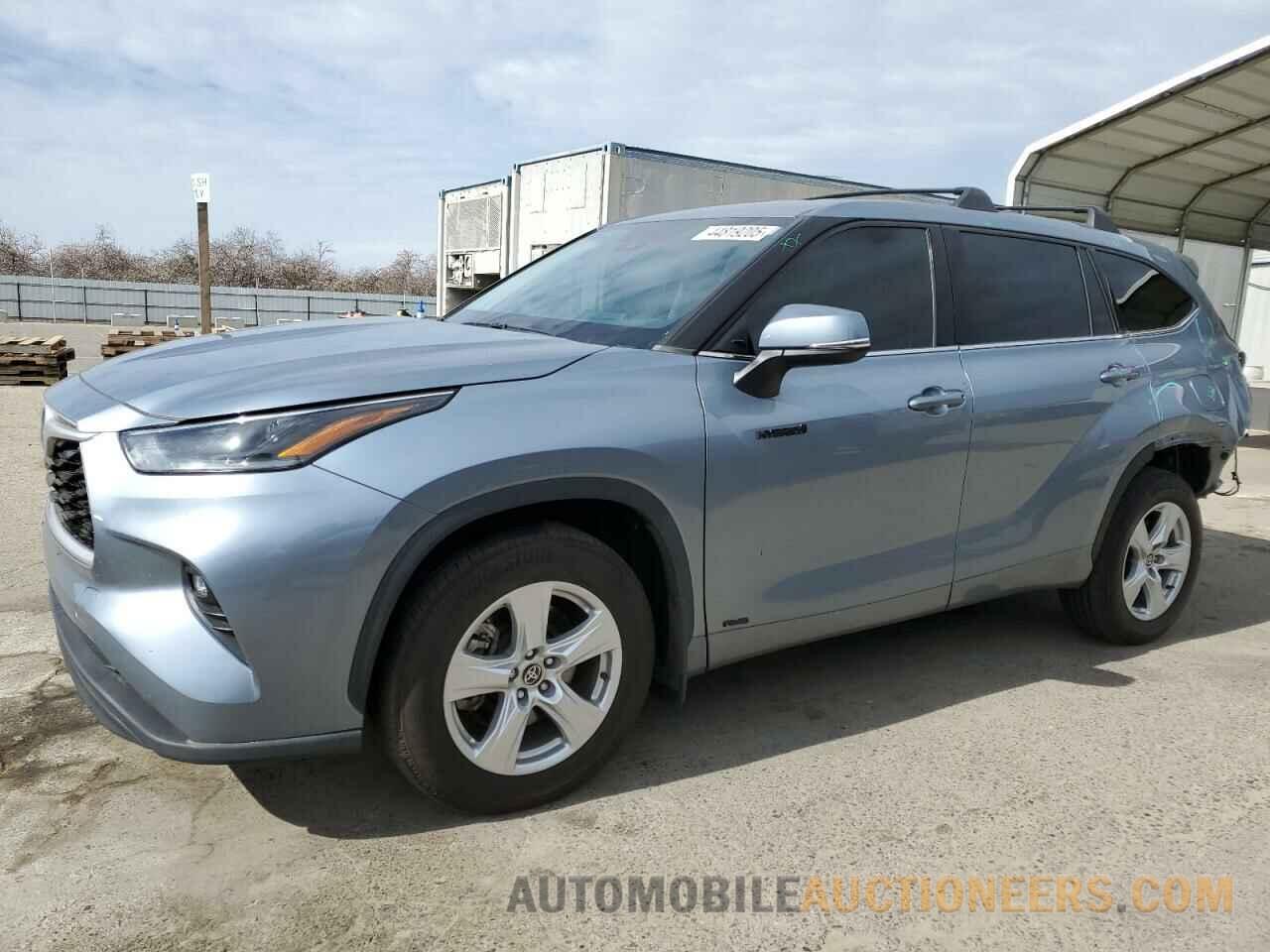 5TDBBRCH7MS066556 TOYOTA HIGHLANDER 2021