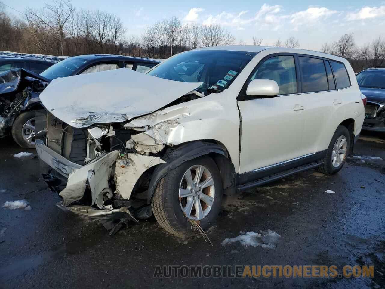 5TDBK3EH0DS221605 TOYOTA HIGHLANDER 2013