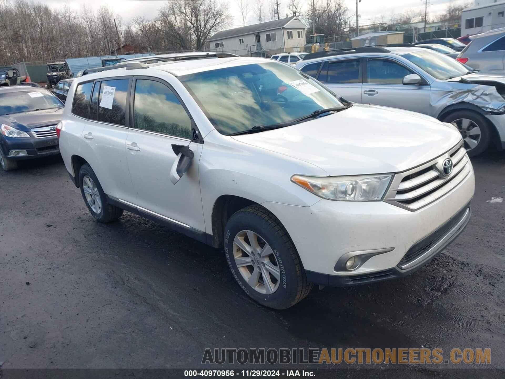 5TDBK3EH0DS232829 TOYOTA HIGHLANDER 2013