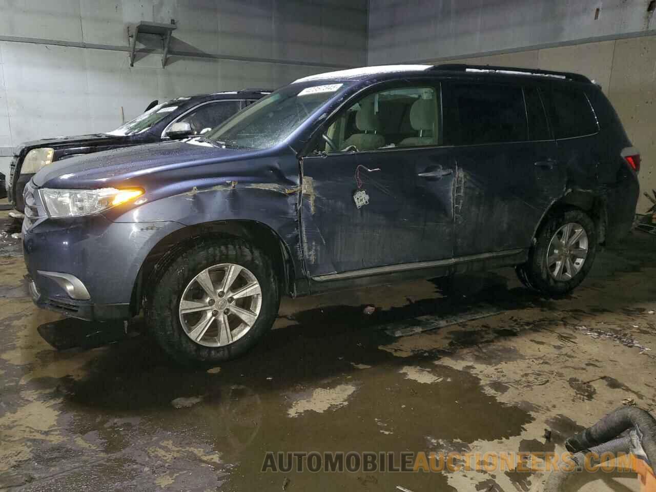 5TDBK3EH1BS063630 TOYOTA HIGHLANDER 2011