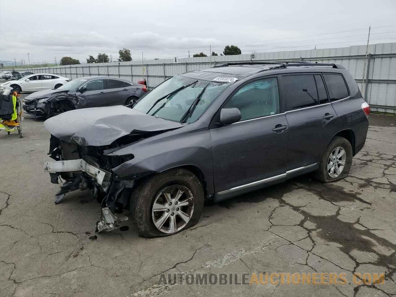 5TDBK3EH1DS264043 TOYOTA HIGHLANDER 2013