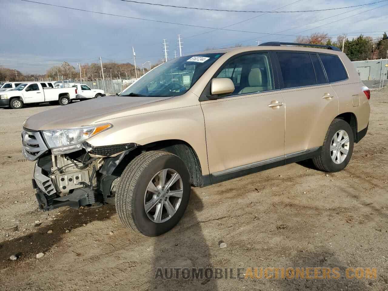 5TDBK3EH2BS060994 TOYOTA HIGHLANDER 2011