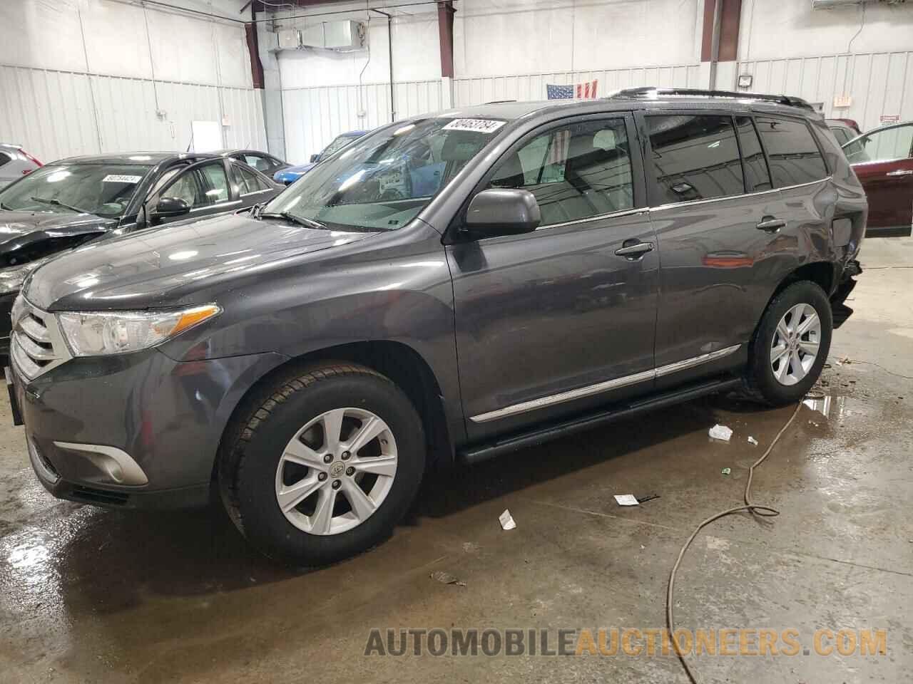 5TDBK3EH2BS084356 TOYOTA HIGHLANDER 2011