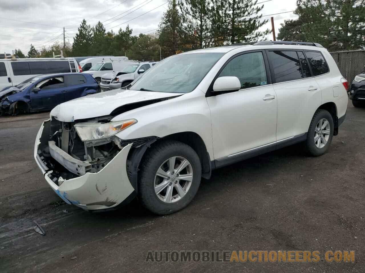 5TDBK3EH2CS164967 TOYOTA HIGHLANDER 2012