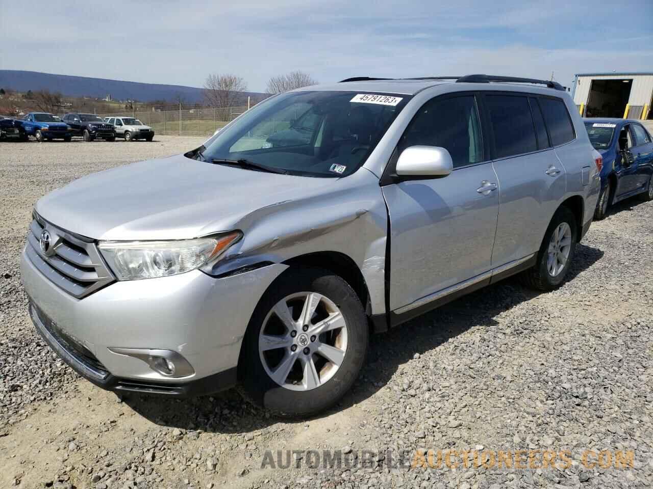 5TDBK3EH5DS202628 TOYOTA HIGHLANDER 2013